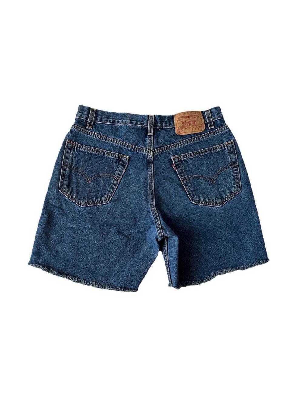Vintage 90s Levis 550 Medium Wash High Waist Denim Cutoffs Shorts Raw Hem M 31 W